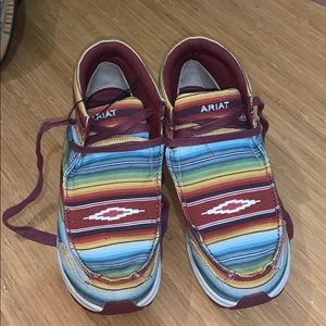 brand new ariats! never worn just sat in closet